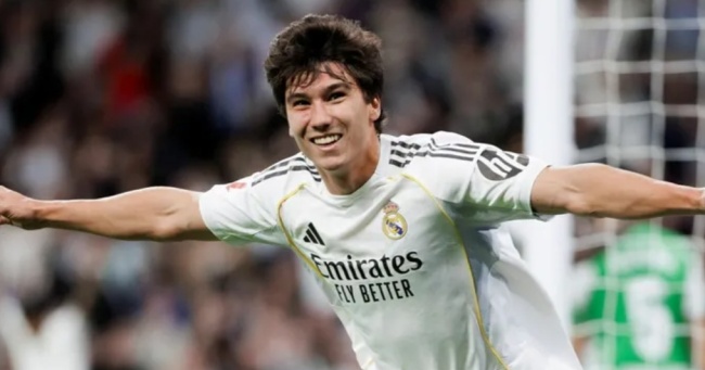 Ảnh bài viết Soi trận Atletico Madrid vs Real Madrid: Alonso đấu trí Diego Simeone tại đất Ả Rập