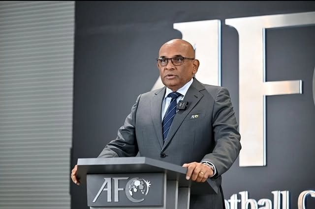 Tổng thư k&yacute; AFC Windsor John đưa ra cảnh b&aacute;o về tương lai của b&oacute;ng đ&aacute; Malaysia.