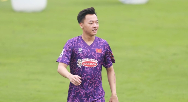 Th&aacute;i Sơn tiết lộ y&ecirc;u cầu của huấn luyện vi&ecirc;n Kim Sang-sik.