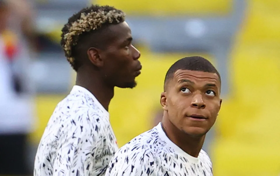 Paul Pogba phủ nhận việc dùng phép thuật để yểm bùa Kylian Mbappe.