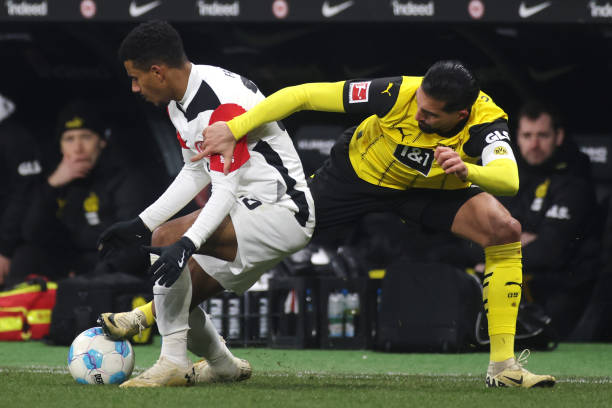 Lợi thế sân khó có thể giúp Frankfurt giữ lại 3 điểm.