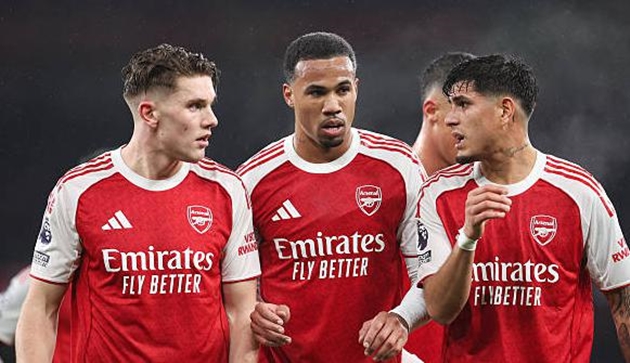 Arsenal không thể tận dụng cơ hội trong hiệp một.