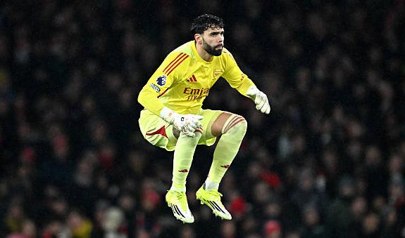 David Raya (6.9): Kh&ocirc;ng c&oacute; qu&aacute; nhiều việc phải l&agrave;m, v&igrave; kh&ocirc;ng c&oacute; c&uacute; s&uacute;t n&agrave;o của Liverpool đi tr&uacute;ng đ&iacute;ch. Tuy nhi&ecirc;n, thủ th&agrave;nh người T&acirc;y Ban Nha đ&atilde; phản xạ nhanh nhạy v&agrave; kịp thời ngăn Saliba ghi b&agrave;n phản lưới nh&agrave; trong hiệp một.