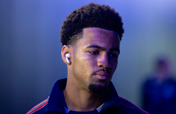 Ảnh bài viết Nwaneri từ chối Bournemouth để quyết bám trụ tại Arsenal