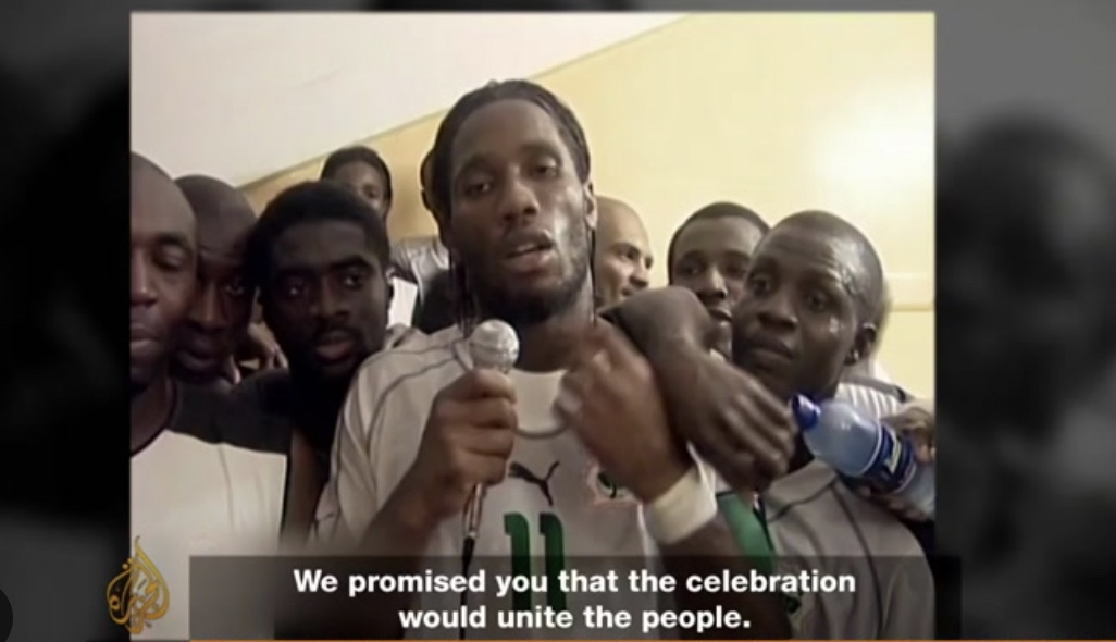 Drogba và lời khẩn cầu từ tận đáy lòng