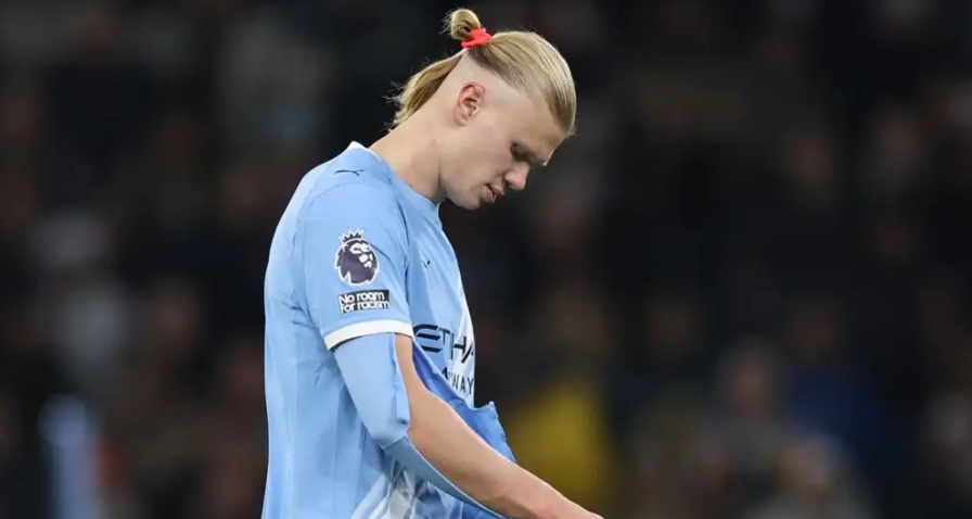 Semenyo liệu c&oacute; thể san sẻ g&aacute;nh nặng ghi b&agrave;n với Haaland?