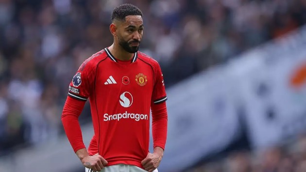 Cunha chật vật với sơ đồ mới của Quỷ đỏ.