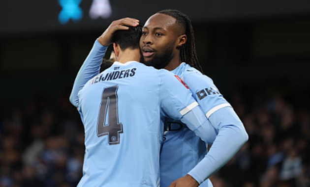 Ảnh bài viết Semenyo rực sáng trong chiến thắng 10-1 của Man City