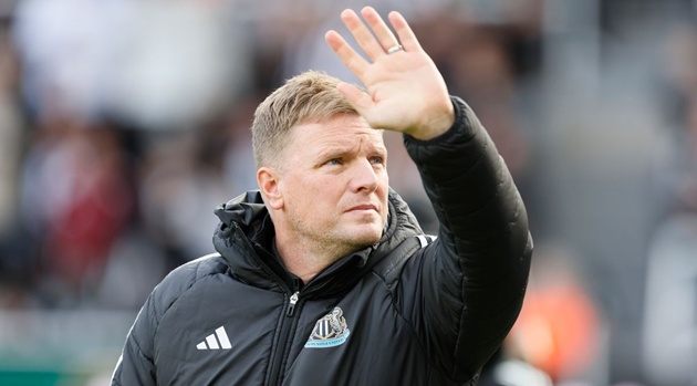 Howe được tiến cử dẫn dắt Man Utd