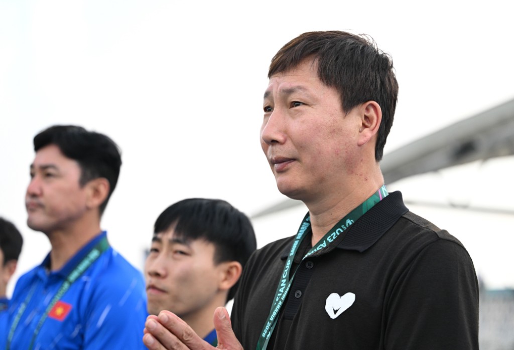 HLV Kim Sang-sik hướng đến mục ti&ecirc;u gi&uacute;p U23 Việt Nam vượt qua U23 Saudi Arabia. Ảnh: VFF.