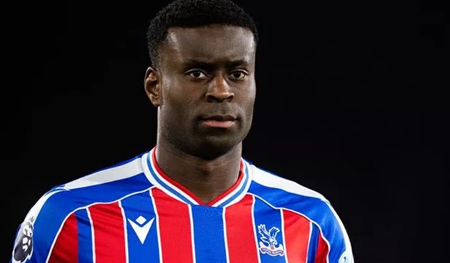 Guehi ưu tiên Arsenal và Liverpool hơn Man City