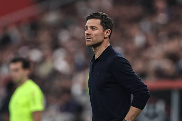 Ảnh bài viết Những dấu hỏi bủa vây Xabi Alonso sau trận thua đau Barcelona