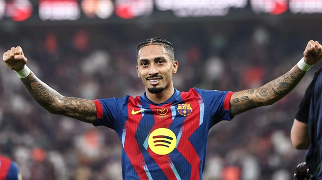 Raphinha tỏa sáng trong trận cầu đặc biệt quan trọng với Real Madrid.