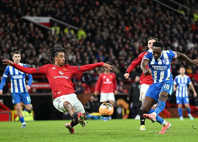 Man Utd để thua Brighton v&agrave; bị loại khỏi FA Cup.