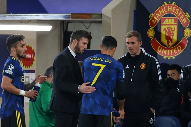 Ronaldo đ&aacute;nh gi&aacute; cao năng lực của Carrick.
