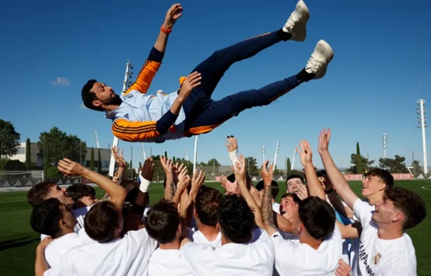 Arbeloa gầy dựng th&agrave;nh c&ocirc;ng ở đội trẻ Real Madrid