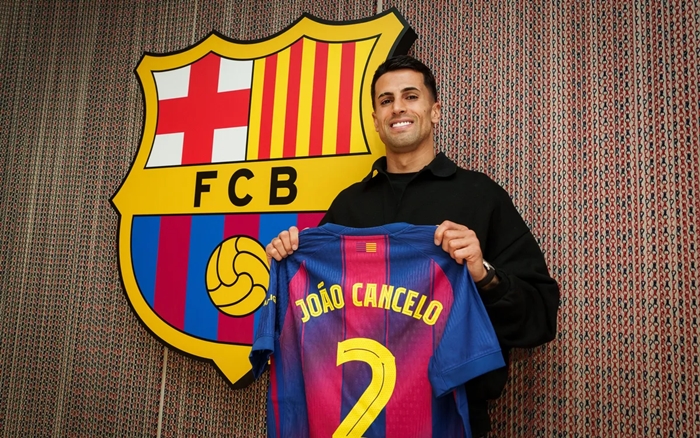 Ảnh bài viết CHÍNH THỨC: Barcelona tái hợp Cancelo, được trao số áo huyền thoại