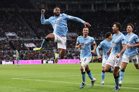 Ảnh bài viết Semenyo nổ súng, Man City đặt một chân vào chung kết EFL Cup