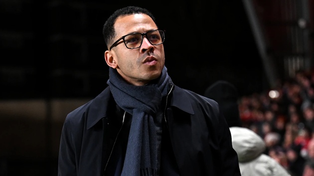 Ảnh bài viết Liam Rosenior có thể vượt Maresca ngay trận đấu với Arsenal