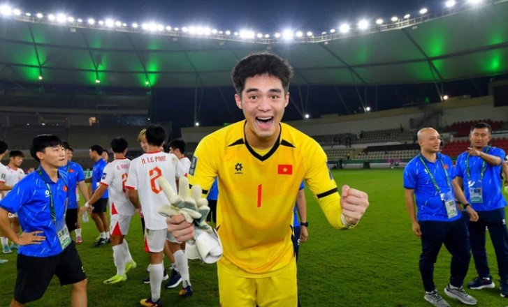 Trung Ki&ecirc;n c&ugrave;ng c&aacute;c đồng đội c&oacute; m&agrave;n tr&igrave;nh diễn ấn tượng tại VCK U23 ch&acirc;u &Aacute;.