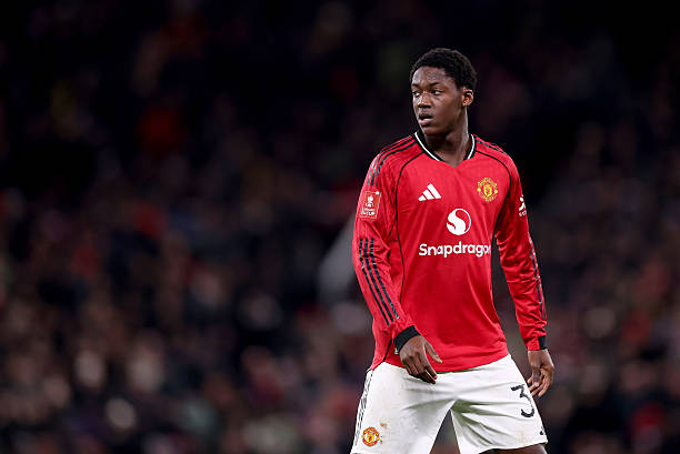 Kobbie Mainoo được kỳ vọng sẽ t&igrave;m lại phong độ trong m&agrave;u &aacute;o Manchester United.