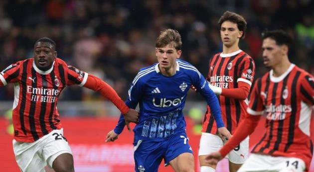 Ảnh bài viết Soi trận Como vs AC Milan: Hiểm địa Sinigaglia thử thách Rossoneri