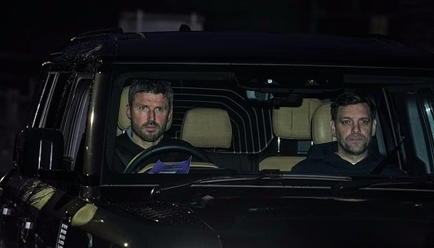 Ảnh bài viết Carrick gửi thông điệp đanh thép lúc bình minh