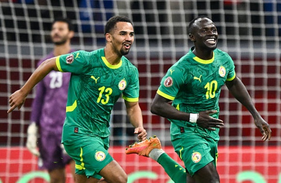 Ảnh bài viết Mane dứt điểm hiểm hóc, gieo sầu cho Mohamed Salah tại bán kết AFCON