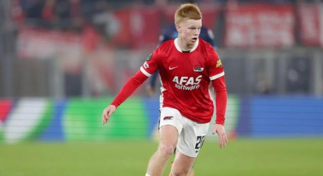 Ảnh bài viết MU săn tiền vệ có lối đá y hệt trò cưng của Michael Carrick