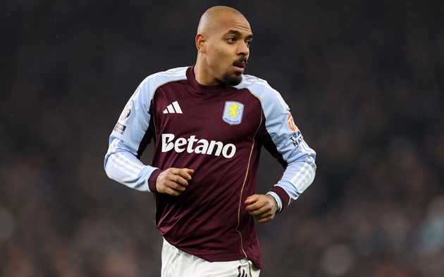 Malen tr&ecirc;n đường gia nhập AS Roma