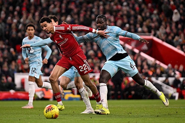 Hàng công Liverpool có một ngày thi đấu đáng quên.