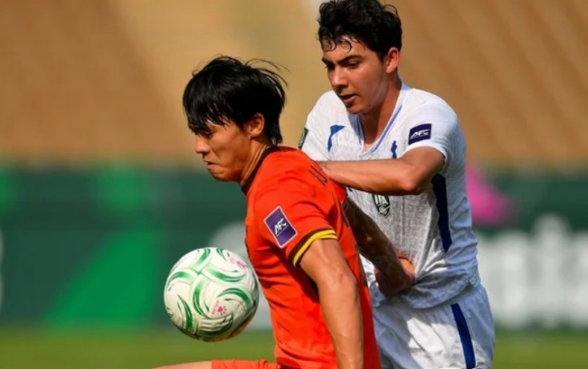 U23 Trung Quốc giành vé vào bán kết.