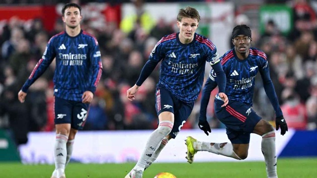 Arsenal kh&ocirc;ng thể xuy&ecirc;n thủng m&agrave;nh lưới của Forest