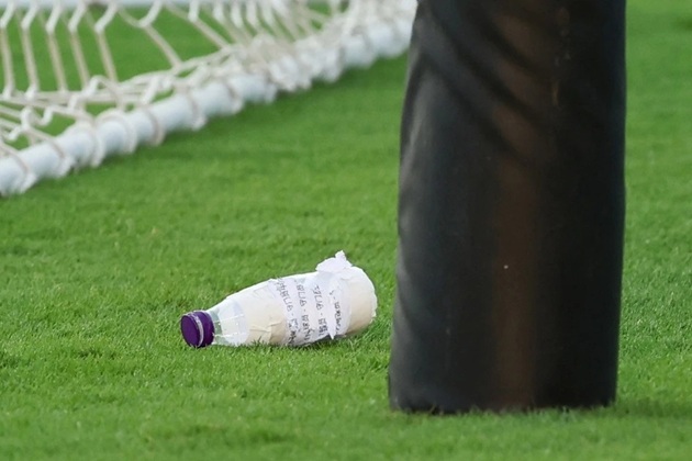 Ảnh bài viết Chiêu lạ trên chai nước giúp U23 Trung Quốc đấu Việt Nam