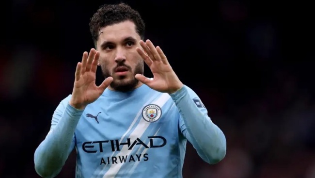 Cherki gây thất vọng trước MU.