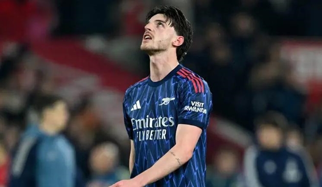 Arsenal không thể tiếp tục phung phí cơ hội.