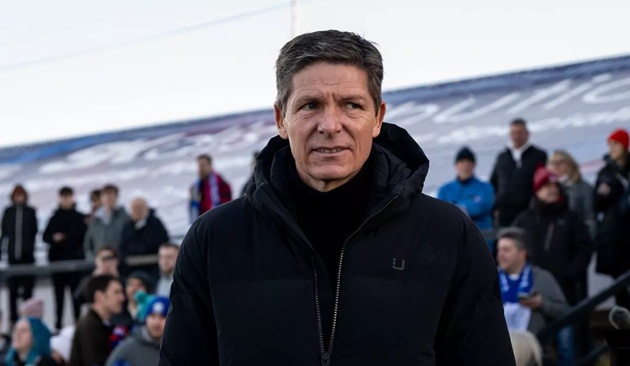 Palace quyết định giữ Glasner đến hết mùa giải.