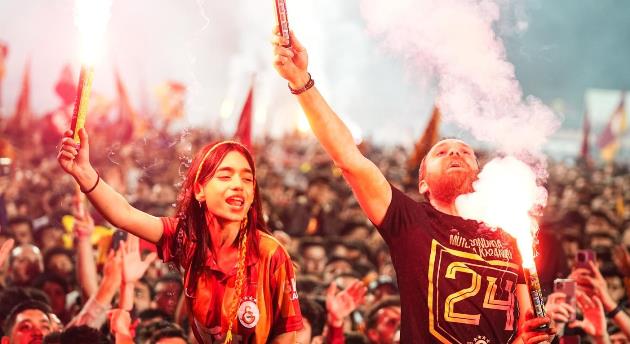 Super Lig luôn có sự cạnh tranh khốc liệt.