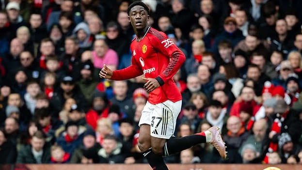 Mainoo quyết định ở lại Man Utd.