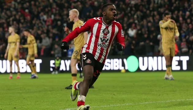 Ảnh bài viết Man Utd nhắm Noah Sadiki thay thương vụ 100 triệu bảng