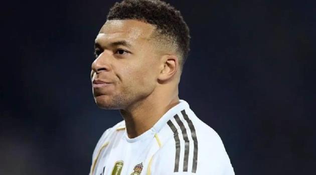 Ảnh bài viết Mbappe san bằng kỷ lục Ronaldo, Real thắng 6-1