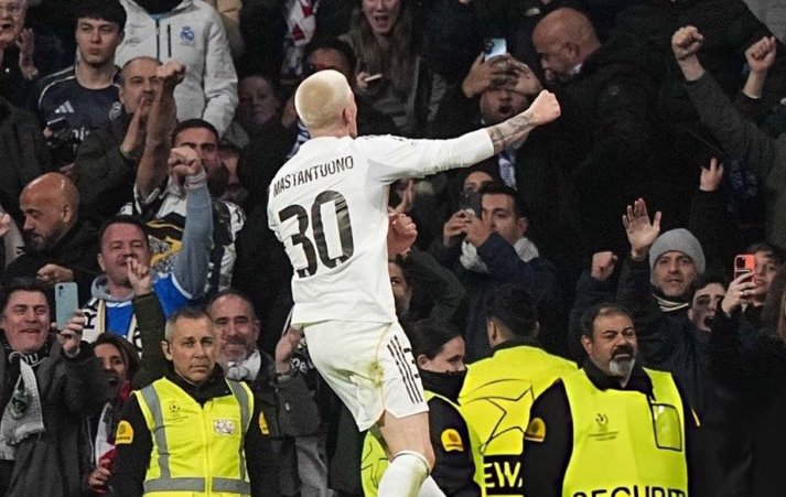 Niềm vui của  Franco Mastantuono.