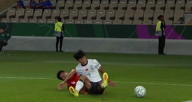 Ảnh bài viết Nguyễn Hiểu Minh đứt dây chằng chéo, nghỉ thi đấu hết mùa