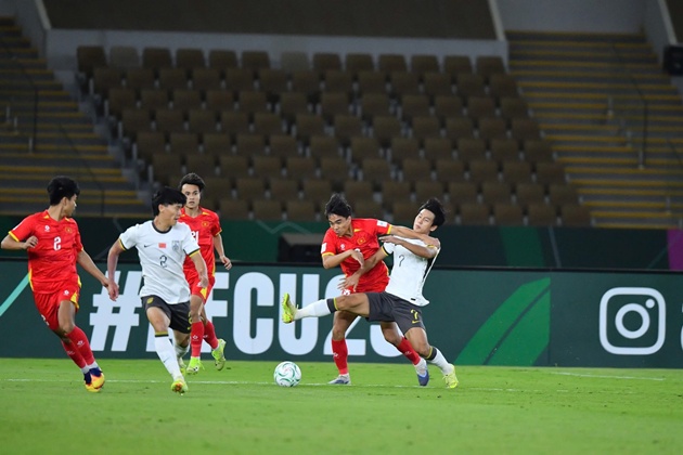 U23 Việt Nam gục ng&atilde; ở b&aacute;n kết. 