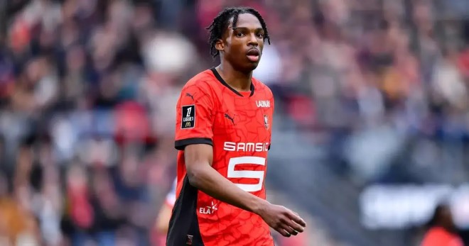 Jacquet l&agrave; nh&acirc;n tố kh&ocirc;ng thể thay thế ở Rennes l&uacute;c n&agrave;y.