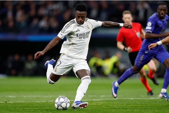 Ảnh bài viết Lộ bằng chứng Real Madrid sắp trói chân thành công Vinicius
