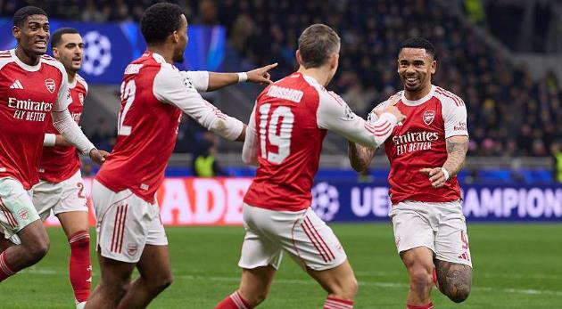 Ảnh bài viết Rooney cảnh báo Maguire về sự nguy hiểm của Jesus