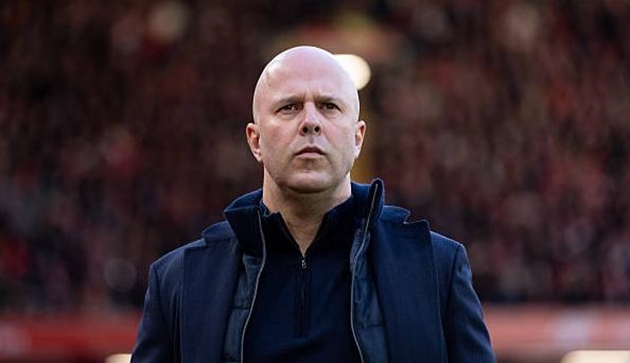 Arne Slot đang gặp nhiều kh&oacute; khăn tại Liverpool.