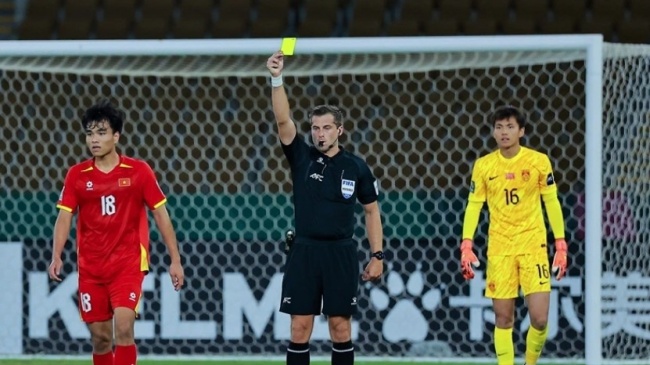 Ảnh bài viết Đấu Hàn Quốc, U23 Việt Nam tái ngộ trọng tài ở trận thua Trung Quốc