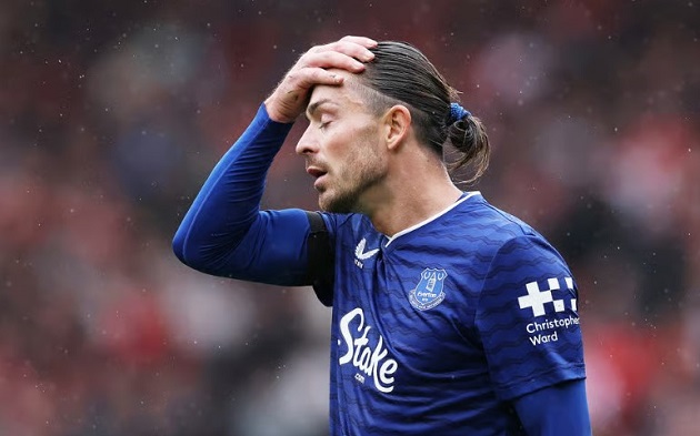 Grealish dính chấn thương nghiêm trọng.